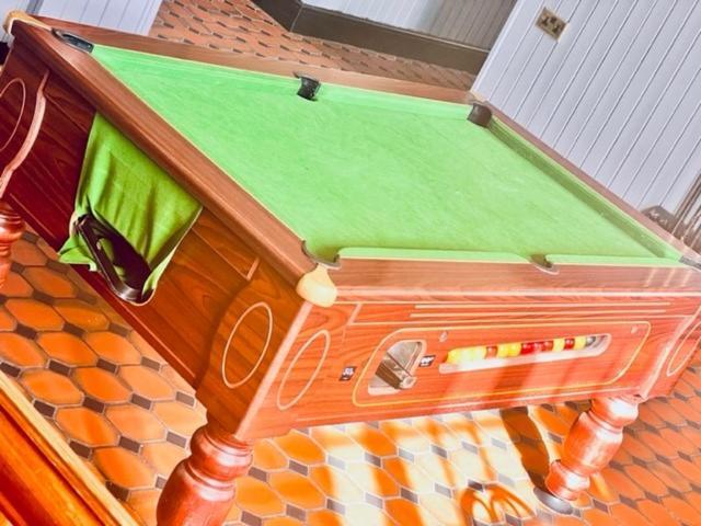 Sneyd Arms Hotel Tunstall Chatterley Exteriér fotografie